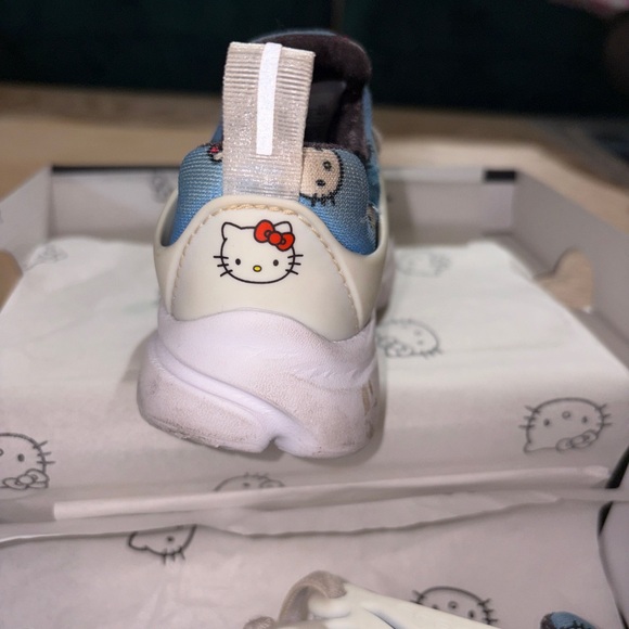Nike Presto QS 7(TD) Hello Kitty Blue Kids Sneakers - Picture 11 of 11